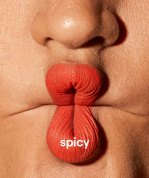 Liquid Lip Crème in Spicy